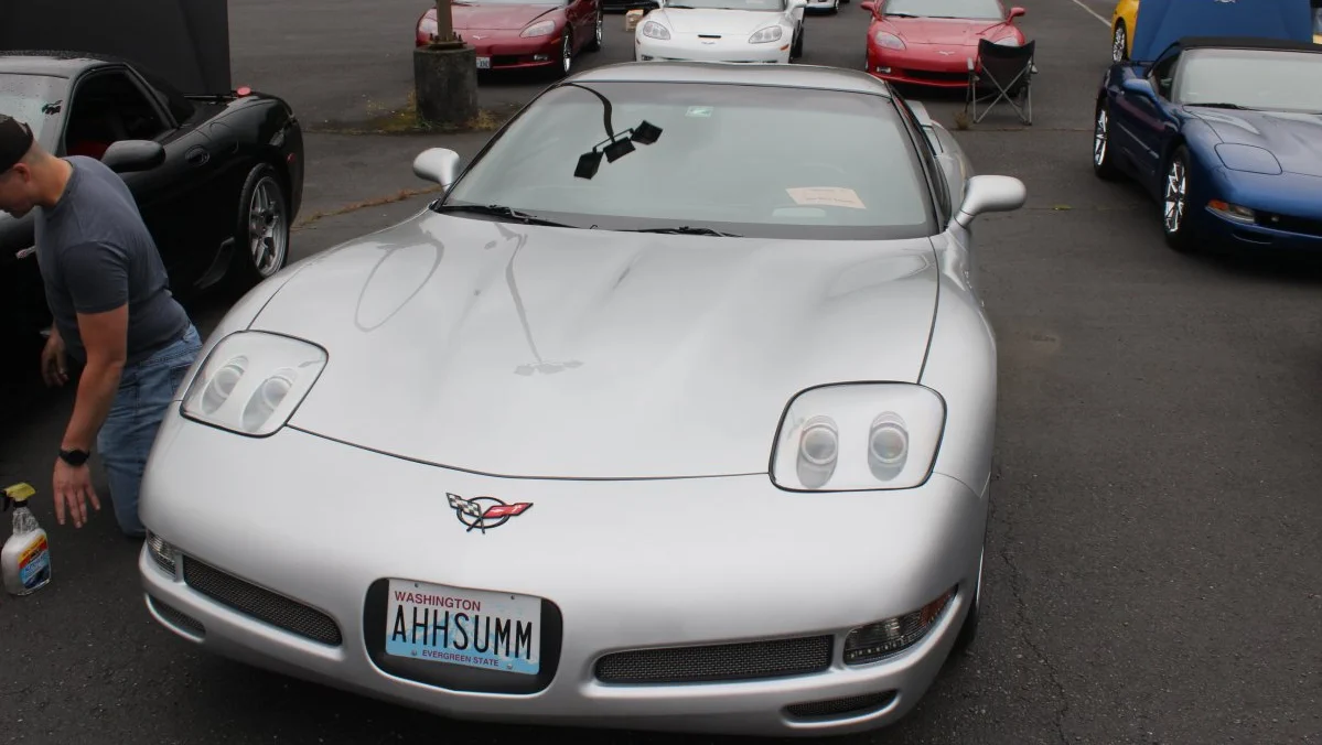 Click to Enlarge-Esc to Close Corvette Generations/C5/C5 2002 Silver.webp